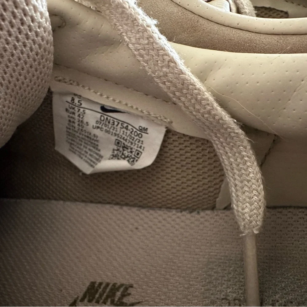 Nike SB Blazer Low 'Snakeskin' Light Tan‎ - US M 8.5 Sacai Supreme CDG
